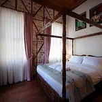 فندق Palm House 17 Oriental 2*