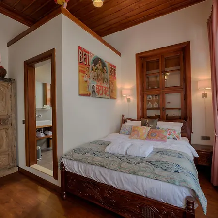 Palm House 17 Oriental Hotell 2*