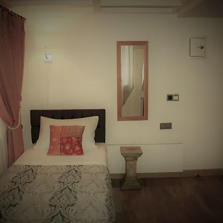 Hotel Palm House 17 Oriental 2*